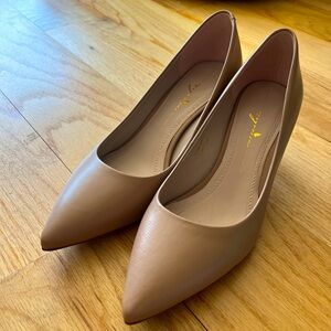 Tigrisso women’s nude pump